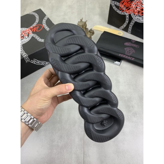 Versace Shoes: Top Quality