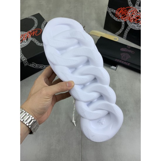 Versace Shoes: Top Quality
