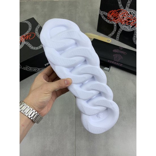 Versace Shoes: Top Quality