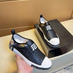 Versace Shoes: Top Quality