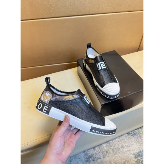 Versace Shoes: Top Quality