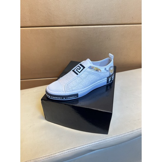 Versace Shoes: Top Quality