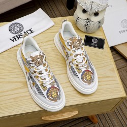 Versace Shoes: Top Quality