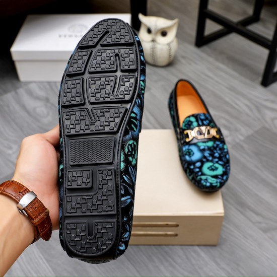 Versace Shoes: Top Quality