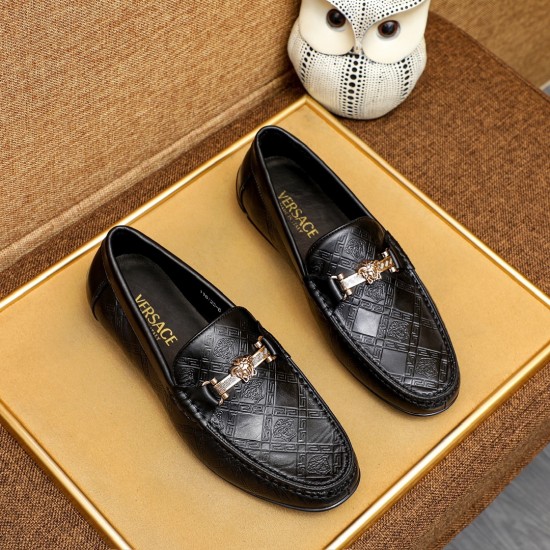 Versace Shoes: Top Quality