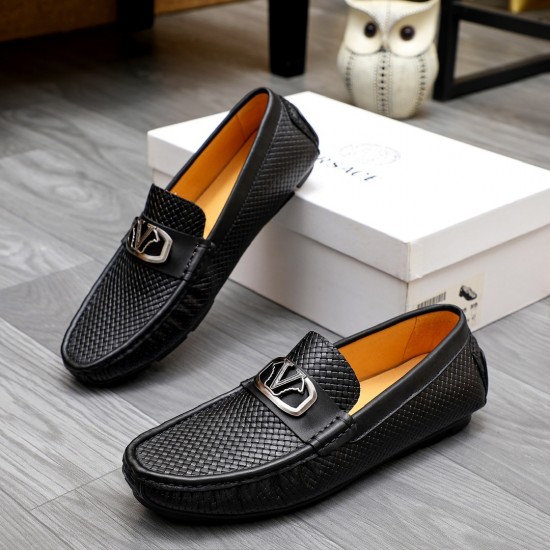 Versace Shoes: Top Quality