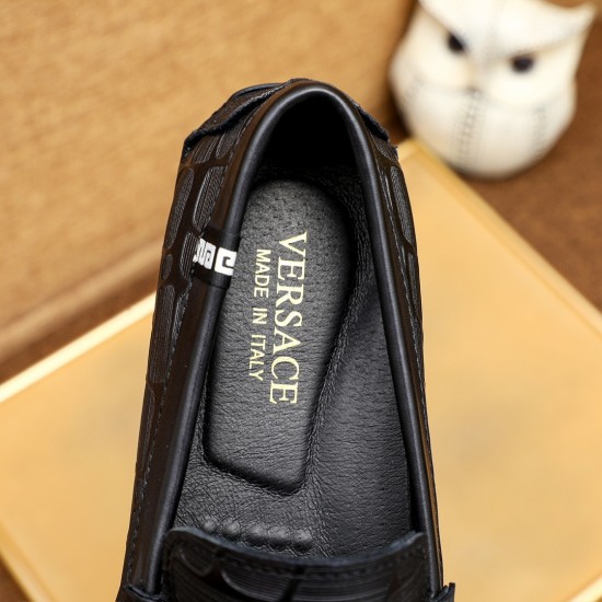 Versace Shoes: Top Quality
