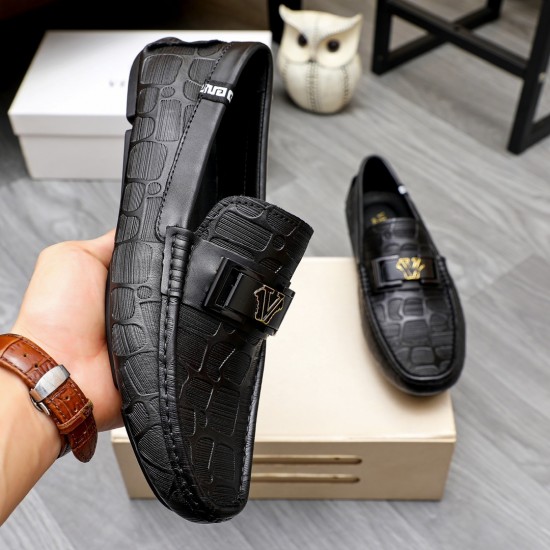 Versace Shoes: Top Quality
