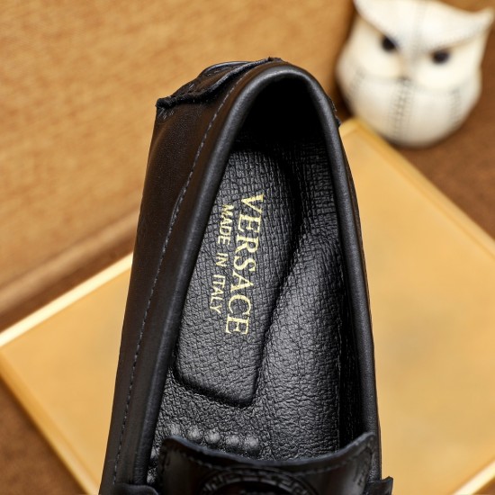 Versace Shoes: Top Quality