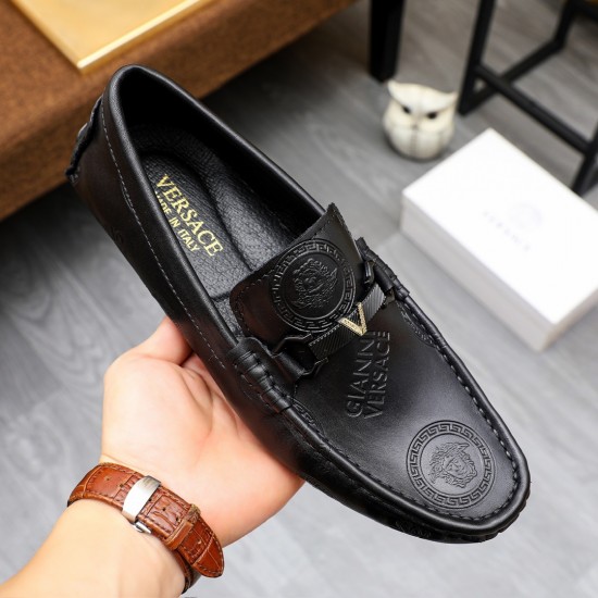 Versace Shoes: Top Quality