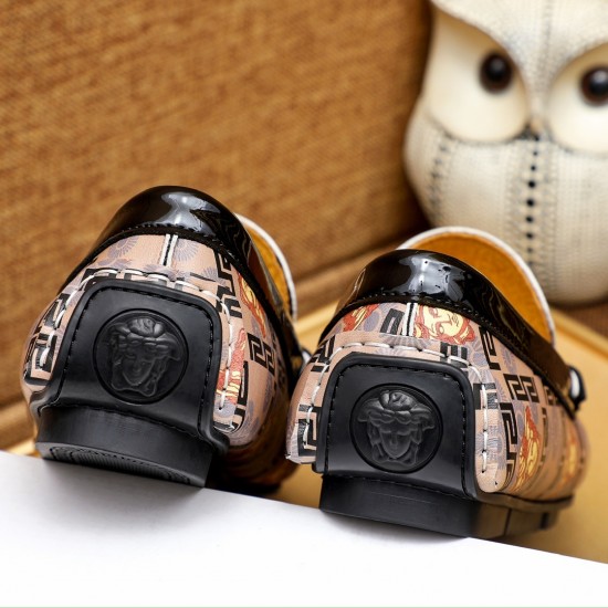 Versace Shoes: Top Quality