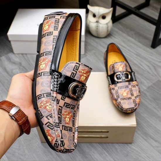 Versace Shoes: Top Quality
