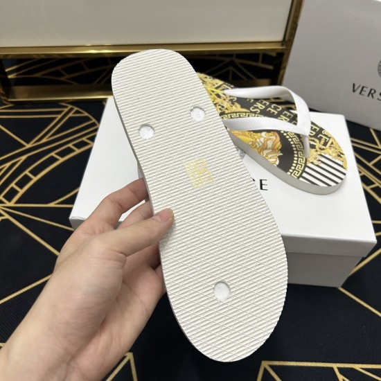 Versace Shoes: Top Quality