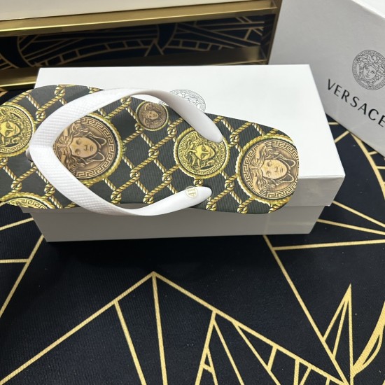 Versace Shoes: Top Quality