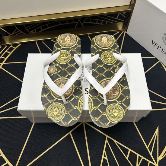 Versace Shoes: Top Quality