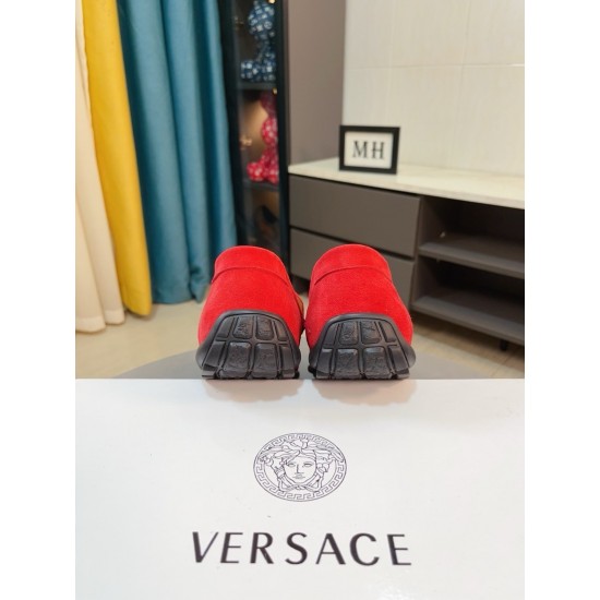Versace Shoes: Top Quality