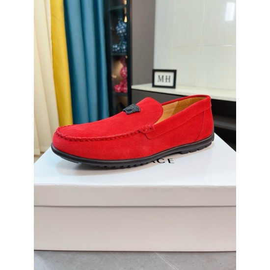 Versace Shoes: Top Quality