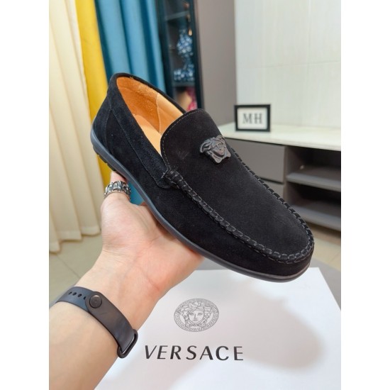 Versace Shoes: Top Quality