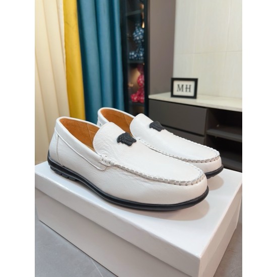 Versace Shoes: Top Quality