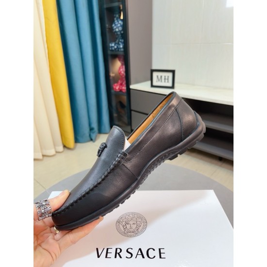 Versace Shoes: Top Quality