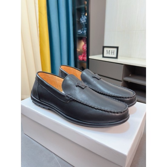 Versace Shoes: Top Quality
