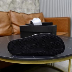 Versace Shoes: Top Quality