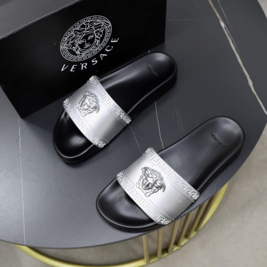 Versace Shoes: Top Quality