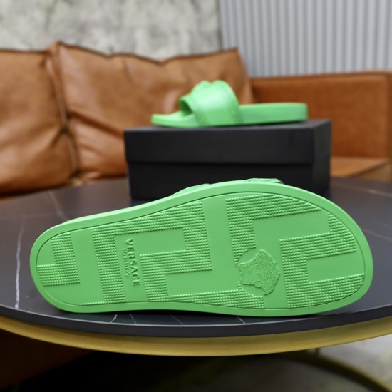 Versace Shoes: Top Quality