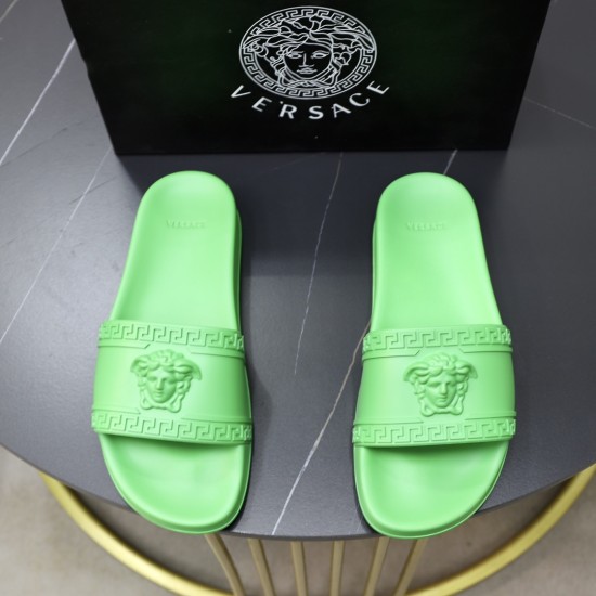 Versace Shoes: Top Quality