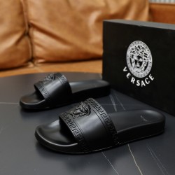 Versace Shoes: Top Quality