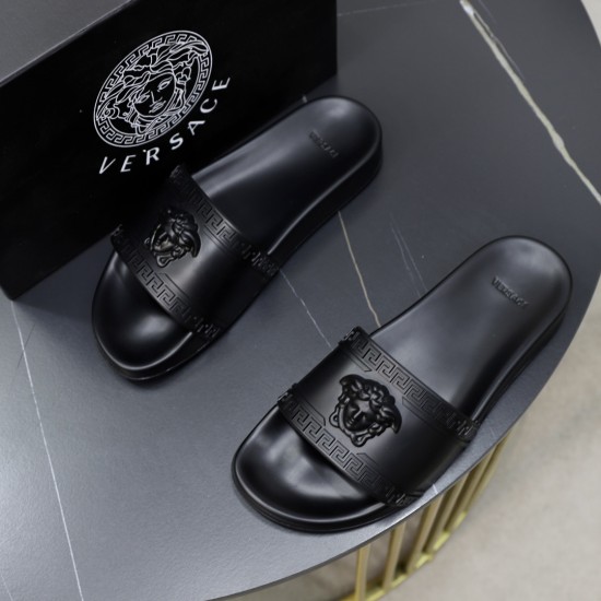 Versace Shoes: Top Quality