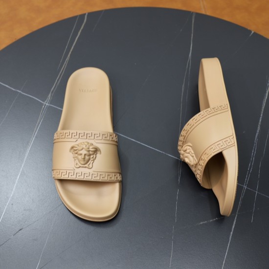 Versace Shoes: Top Quality