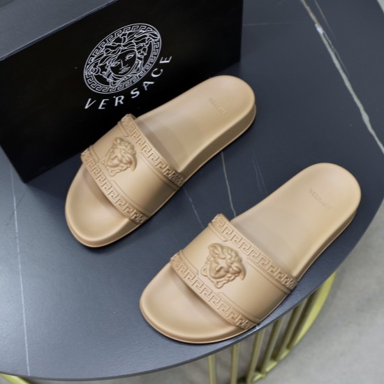 Versace Shoes: Top Quality
