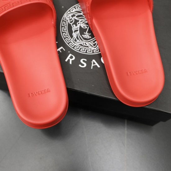 Versace Shoes: Top Quality