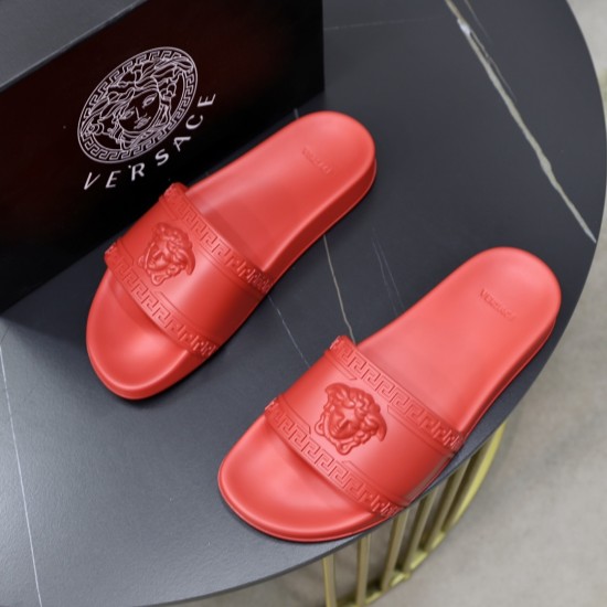 Versace Shoes: Top Quality