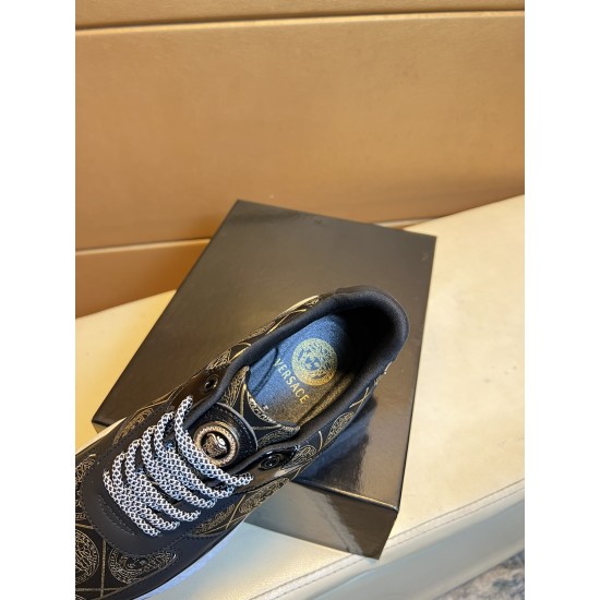 Versace Shoes: Top Quality