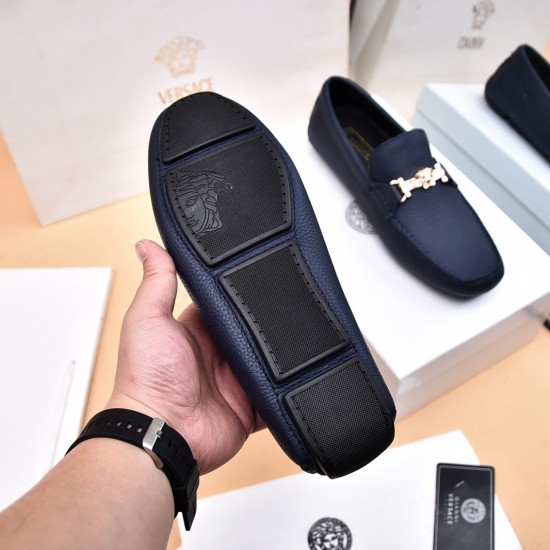 Versace Shoes: Top Quality