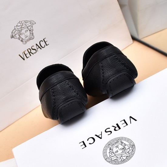 Versace Shoes: Top Quality