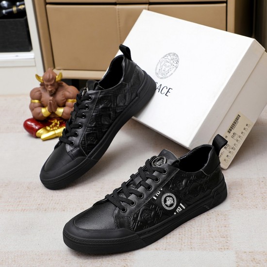 Versace Shoes: Top Quality