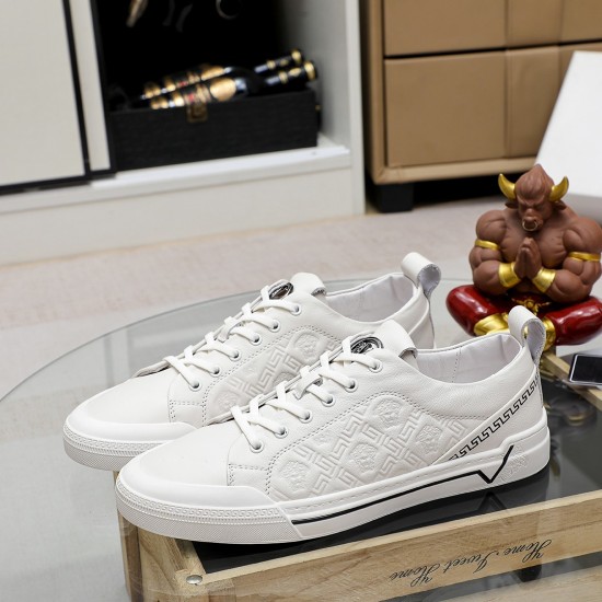 Versace Shoes: Top Quality