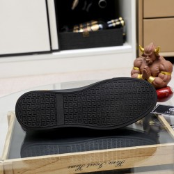 Versace Shoes: Top Quality