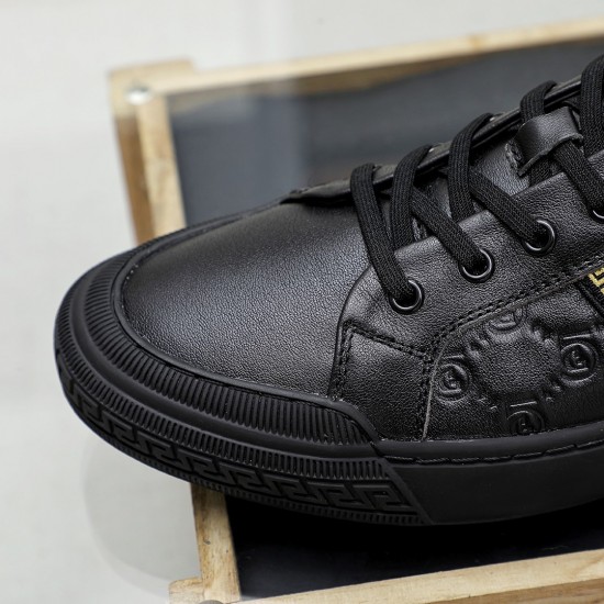 Versace Shoes: Top Quality
