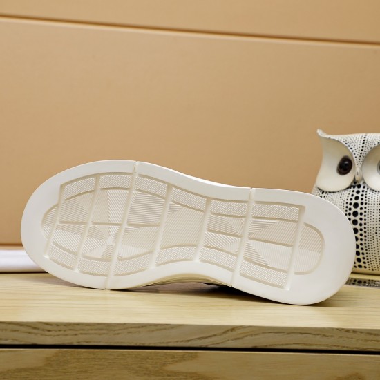 Versace Shoes: Top Quality