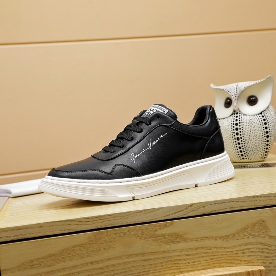 Versace Shoes: Top Quality