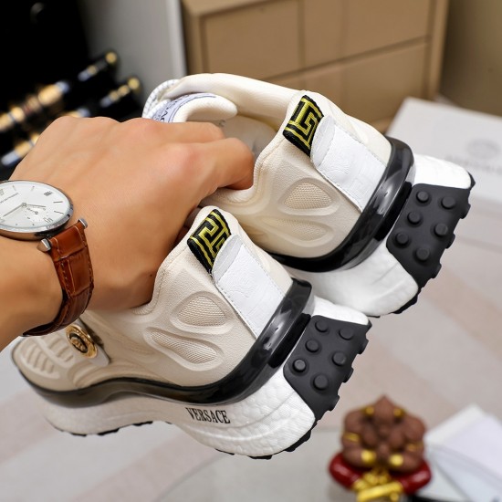 Versace Shoes: Top Quality
