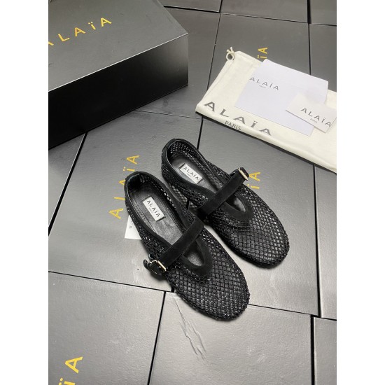 Alaia Shoes Women Top Quality
size 35-41