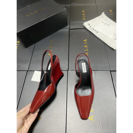 Alaia Shoes Women Top Quality
size 35-41