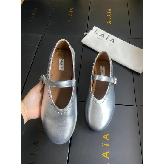 Alaia Shoes Women Top Quality
size 35-41