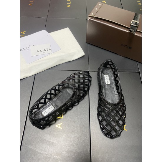 Alaia Shoes Women Top Quality
size 35-41