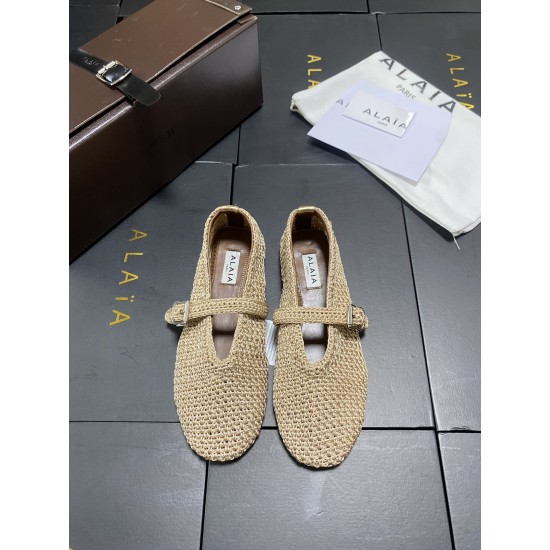 Alaia Shoes Women Top Quality
size 35-41